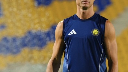 星空体育app下载-怪不得C罗罢赛！前皇马队友3射1传，率队6-0狂胜，沙特联大结局